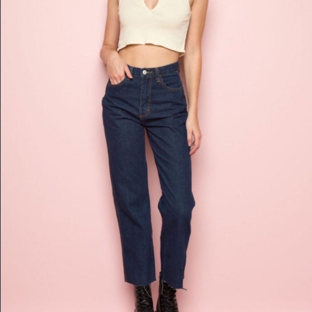 Brandy Melville hazel boyfriend straight leg dark wash jeans